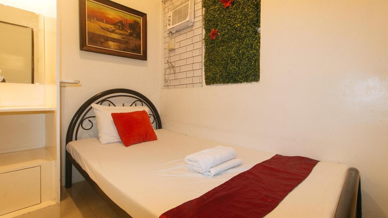 Nearest Hostel Pasay City By Reddoorz Exteriér fotografie